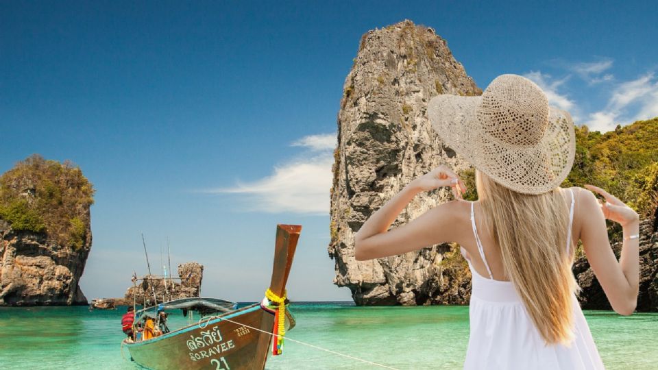 Este lugar es un atractivo importante dado que es llamado la “Laguna de 7 colores”,