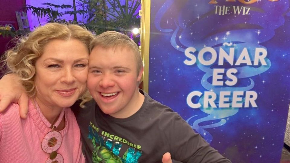 Leticia Calderón quiere llevar a su hijo a un table dance