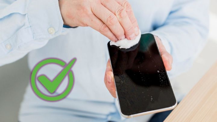 En solo 10 segundos, este es truco ideal para eliminar la grasa de la pantalla del celular