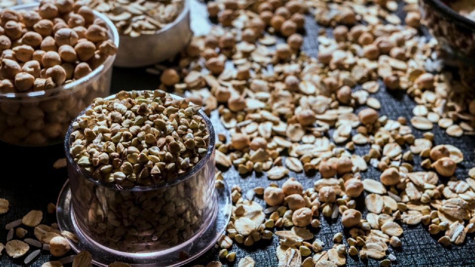 Todos los cereales tiene sus beneficios saludables, pero especialmente uno evita el estreñimiento