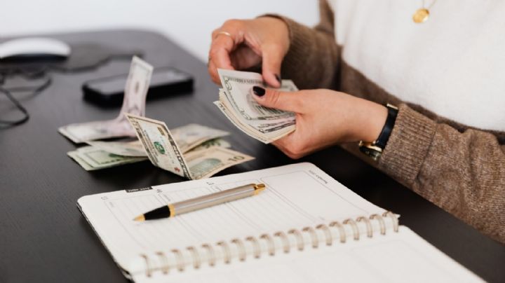 ¿Cuánto gana una mecánica en la Fuerza Aérea de EU? Joven lo revela en TikTok