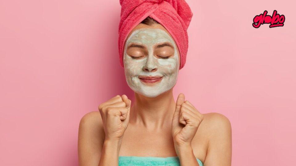 Evita las arrugas pequeñas con esta mascarilla de colágeno.