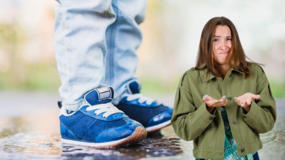 Tener los tenis mojados puede convertirse en un problema incómodo.