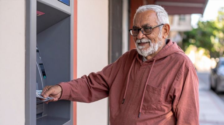 Pensión Bienestar: estos son los apellidos que cobran HOY jueves 29 de mayo