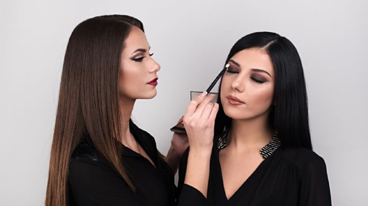Tendencias de maquillaje 2025: Los mejores tips para lucir joven, elegante y femenina todo el año