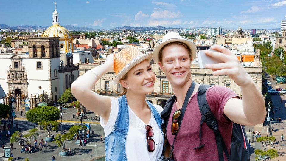 Este Pueblo Mágico ofrece una experiencia inolvidable donde encontrarás la mejor música, comida y cultura mexicana.