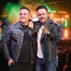 Río Roma: 15 Años de Amor al Revés que Enamora Corazones