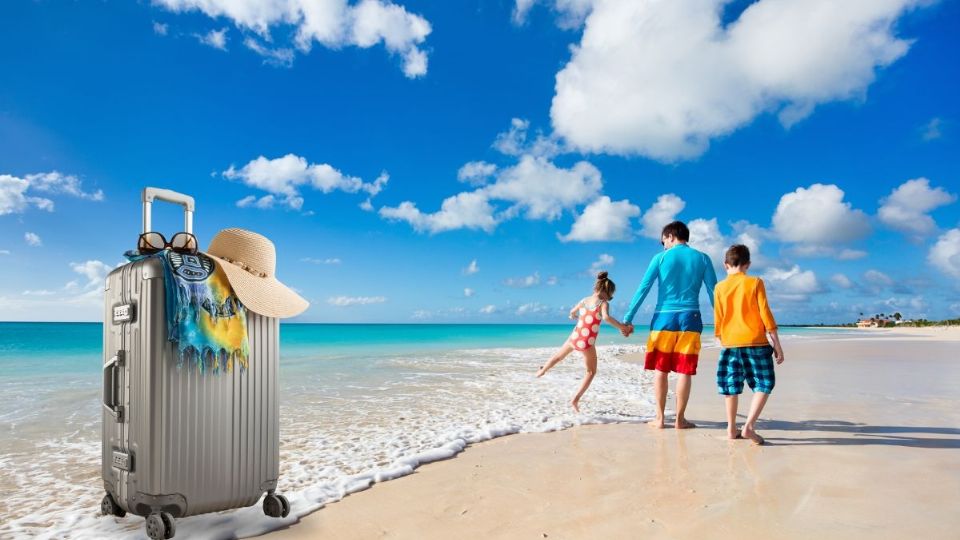 ¿Qué cosas debes llevar a un viaje a la playa con niños o bebés?