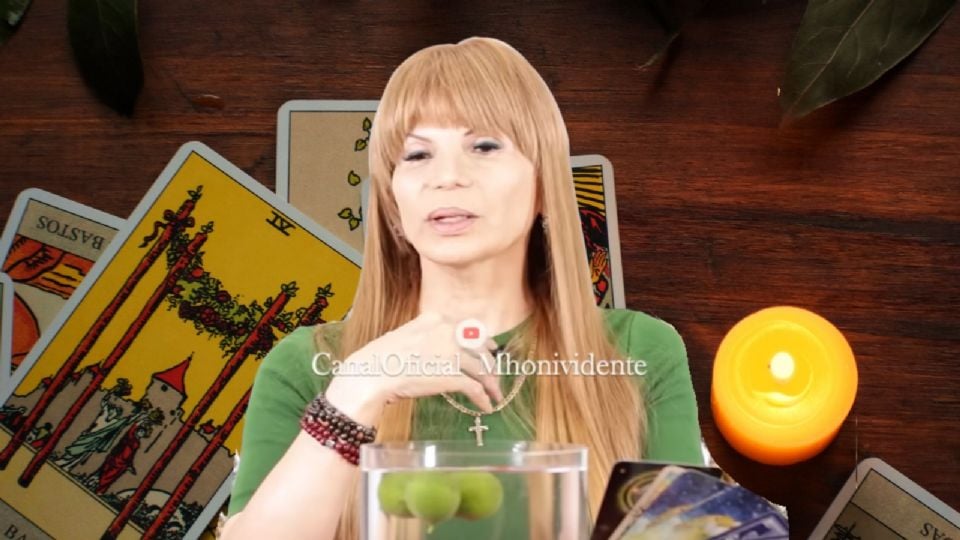 Descubre el mensaje secreto de los astros y las cartas astrales en el Horóscopo Mhoni Vidente HOY.